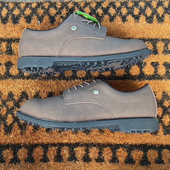 NIBLICK Other - NWT Niblick Golf Shoes size 13